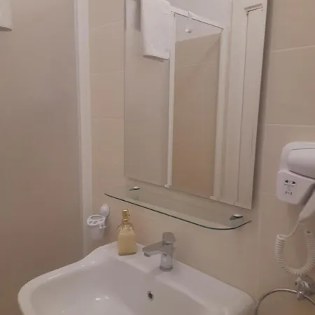 La Torre Di Porta Maggiore Bed & Breakfast 3*